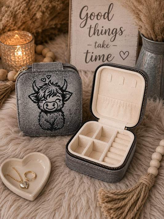 Shaggy Highland Cow Hearts Travel Jewelry Case