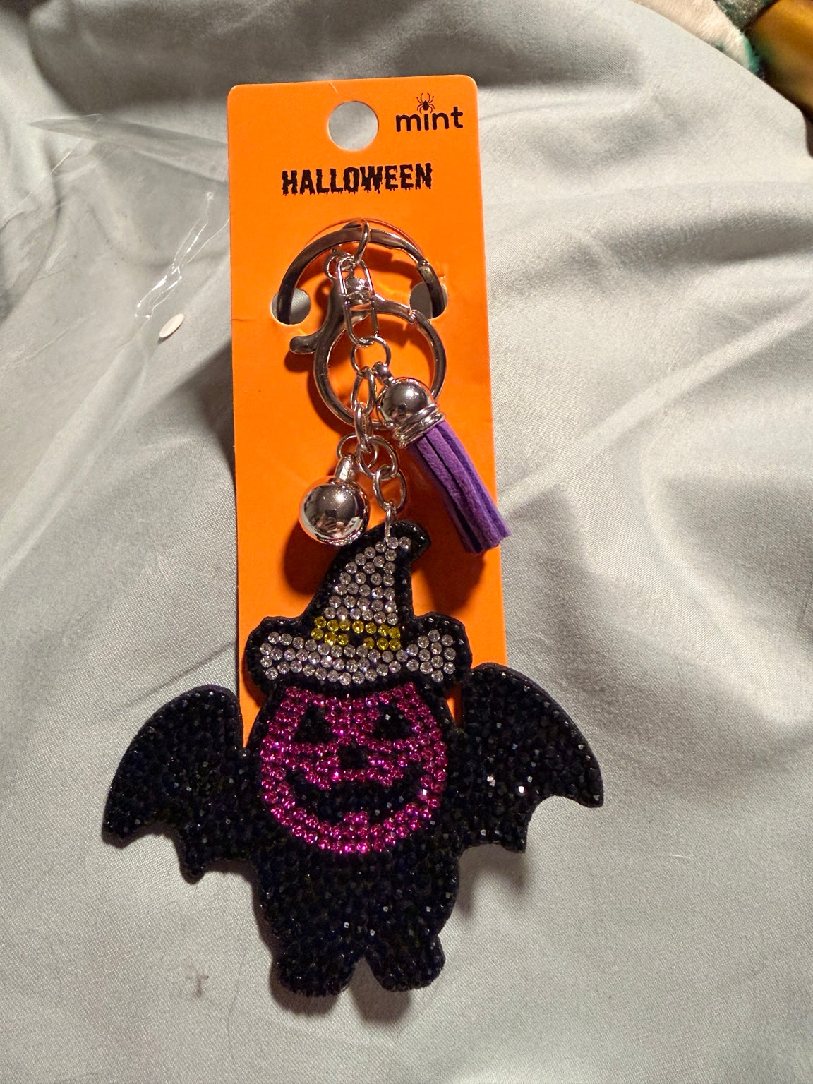 Mint Halloween purple pumpkin rhinestone keychain original retail packaging